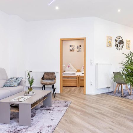 Neu I Ferienwohnung Jasmin Andernach Exterior foto